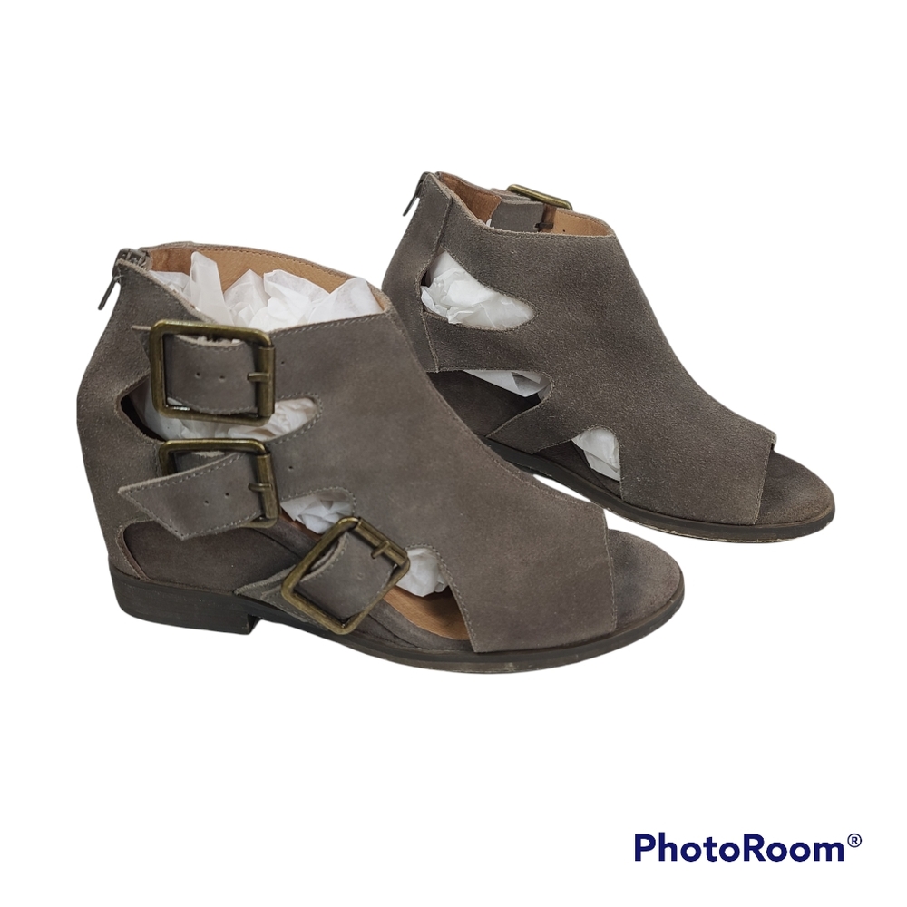 NWOT Chocolat Blu Suede Leather Open Toe Cutout Booties Shoes Women's 8.5 Brown